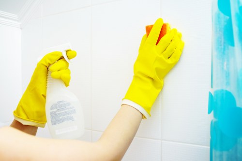 Bathroom and floor cleaning as part of a Crystal Palace move out cleaning service